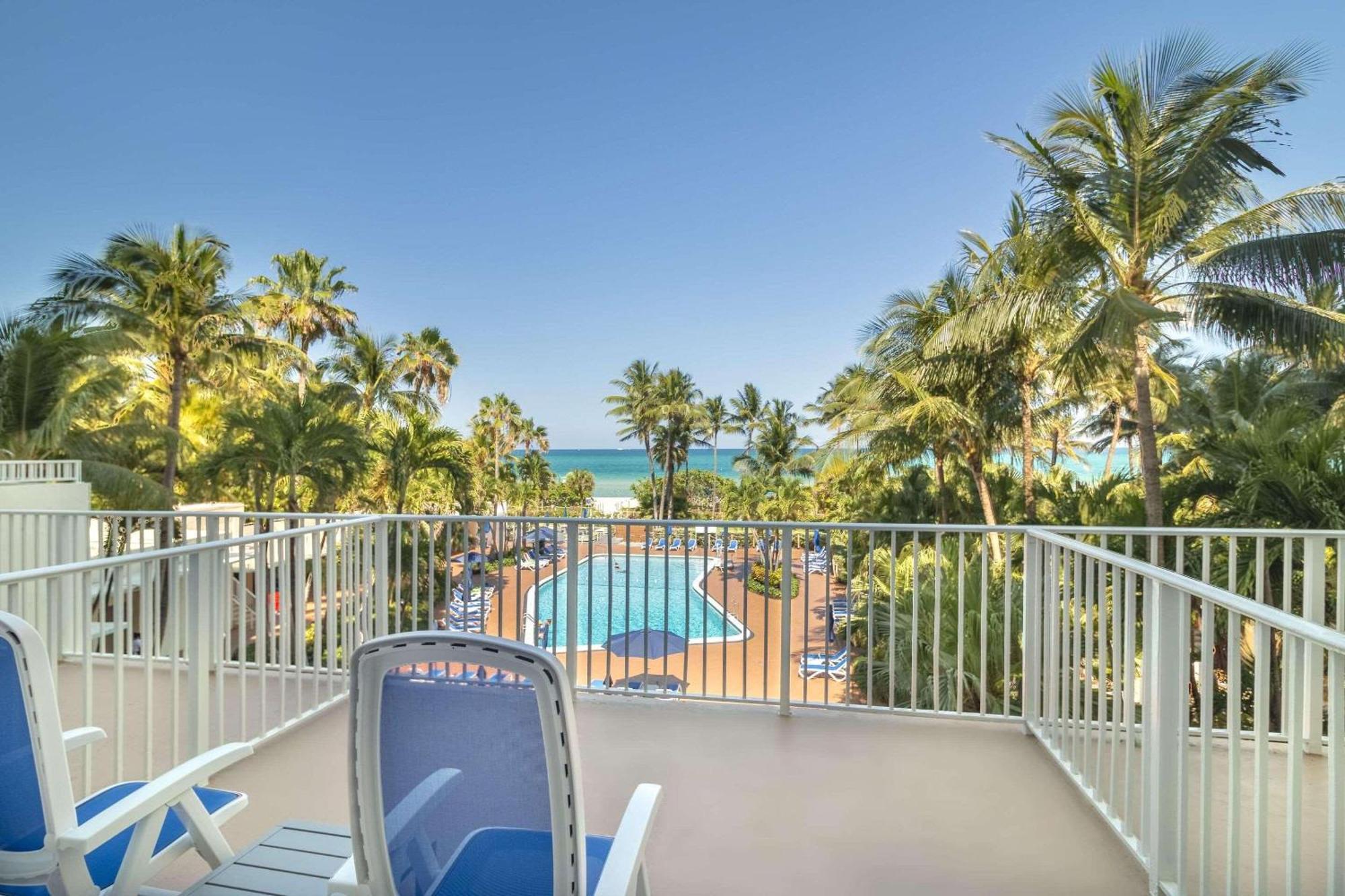 Radisson Resort Miami Beach Exterior foto